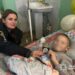 На Уманщині поліцейські навідують у лікарні хлопчика, який постраждав від домашнього насильства