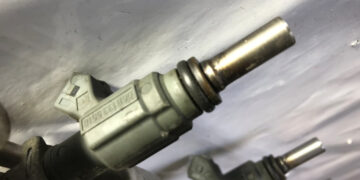 Несправності паливних форсунок на Audi — ознаки забруднення та поломки