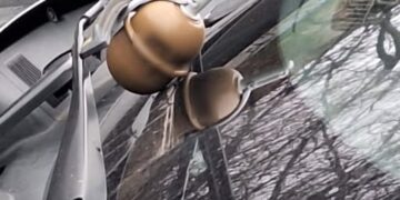 Поліція перевірила підозрілий предмет на автомобілі у Черкасах — Новости Черкасс