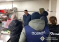 Поліція проводить санкціоновані обшуки у рамках розслідування фактів порушень в організації харчування учнів навчальних закладів Миколаєва » Миколаївський Оглядач