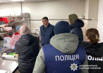 Поліція проводить санкціоновані обшуки у рамках розслідування фактів порушень в організації харчування учнів навчальних закладів Миколаєва » Миколаївський Оглядач