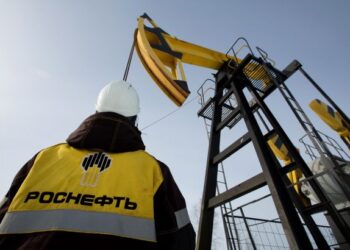 Санкції б’ють по Кремлю: Індія зменшує закупівлі російської нафти до мінімуму, – Bloomberg – Экономика