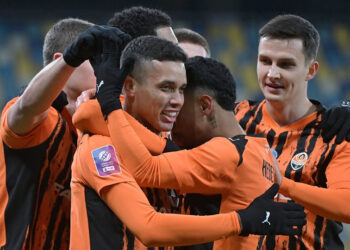 «Шахтар» з великим рахунком переграв «Епіцентр» і збільшив свою гольову серію вдома