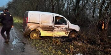 Шепетівчанин лишив авто з увімкненим двигуном: його знайшли розбитим за 9 км —Хмельнитчина