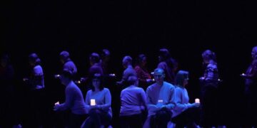 «Світло всередині»: у Черкасах відбулася унікальна інклюзивна вистава без слів — Новини Черкащіни