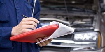 Техогляд легкових авто в Україні повертають з 2026 року | |