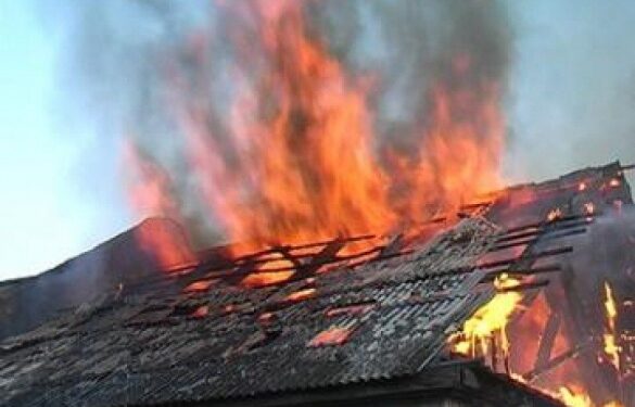 У Черкаському районі під час пожежі врятували чоловіка