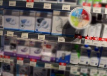 У Києві чоловік пограбував аптеку в Подільському районі: його судитимуть