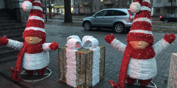 У Запоріжжі облаштують дві новорічні локації – витрати на себе візьме бізнес | Новости Запорожья