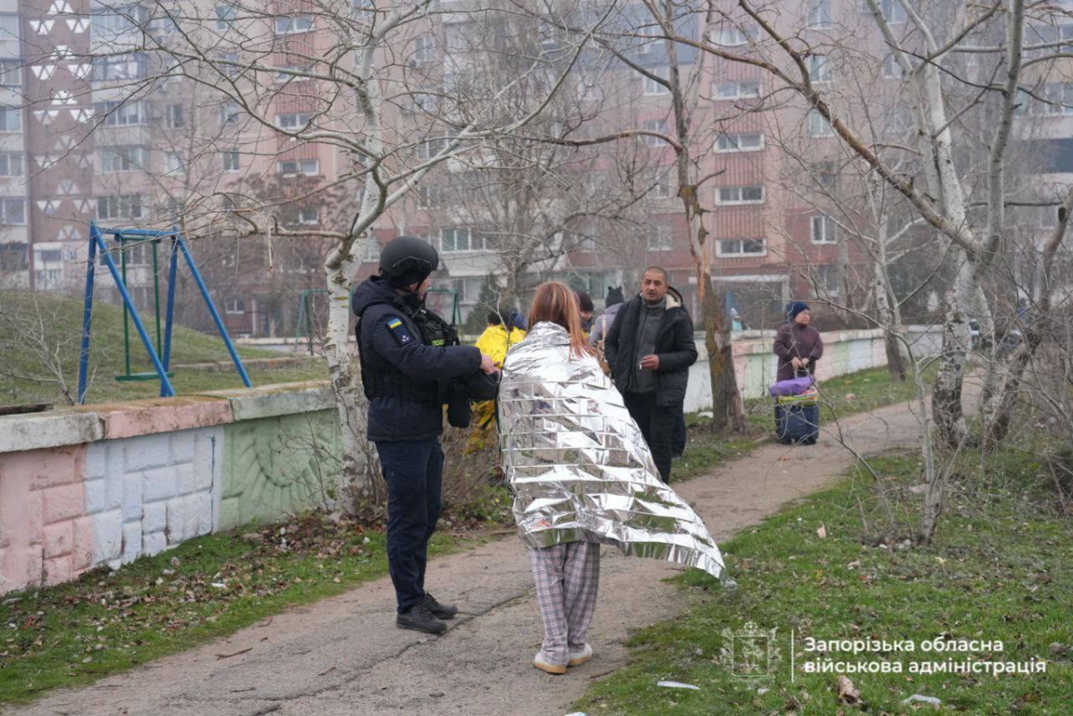 Ворог серед біла дня атакував багатоповерхівку у Запоріжжі - що відомо про наслідки