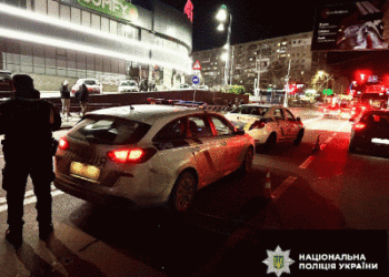 За фактом дорожньо-транспортної пригоди за участі поліцейського авто у середмісті Миколаєва призначено службове розслідування » Миколаївський Оглядач