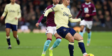 Без Грилиша. «Эвертон» не смог переиграть «Бернли» в 18-м туре АПЛ