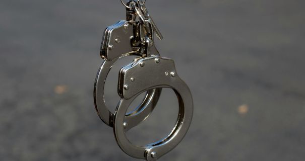 Бив по голові та всьому тілу: на Львівщині чоловік жорстоко вбив власну матір – правоохоронці розкрили подробиці трагедії