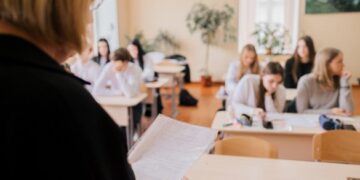 Чотири заклади освіти на Черкащині пілотуватимуть реформу старшої школи