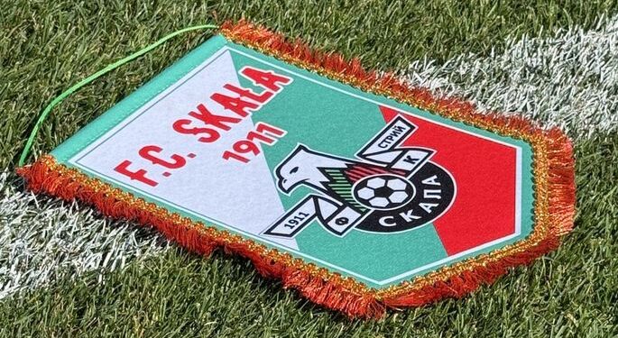 Клуб Другої ліги звільнив відомого тренера та вже знайшов йому заміну