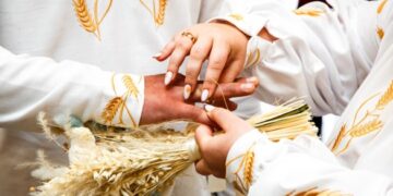 Кохання попри все: у Каневі за рік побралися понад 200 пар