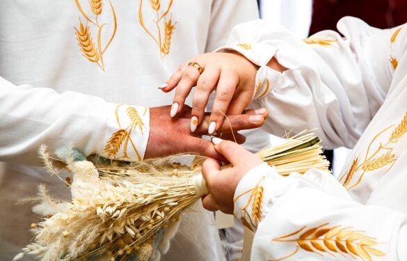 Кохання попри все: у Каневі за рік побралися понад 200 пар