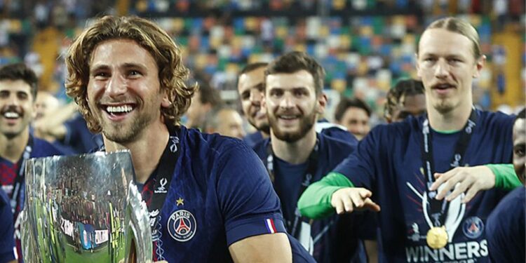 Министерство спорта Украины сделало заявление о работе Забарного и Сафонова в «ПСЖ»