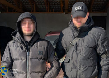 На Івано-Франківщині затримали кібергрупу, яка викрала понад чверть мільйона гривень із банківських рахунків українців (ФОТО)