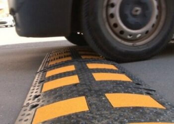 На вулицях Черкас з’являться нові обмежувальні засоби руху — Новости Черкасс