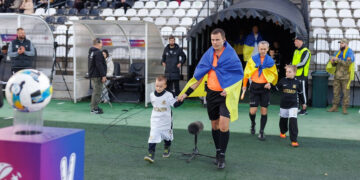 Олександр Корнійко збільшив рекордний показник для гвардійців серед асистентів арбітрів