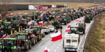 Польські фермери блокуватимуть пункт пропуску на Львівщині