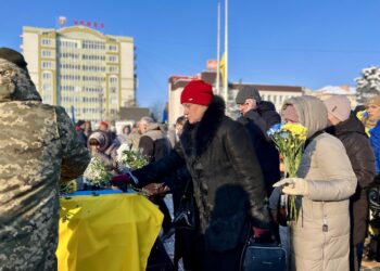 Рівне провело в останню земну дорогу воїна Олексія Войтюка, який три роки вважався безвісти зниклим