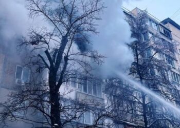 У Києві сталася пожежа в багатоповерхівці: загинули дві людини