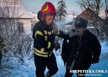 У Славуті під час пожежі врятовано чоловіка —Хмельнитчина