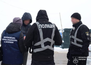 У Запоріжжі директор підприємства вимагав гроші за бронювання працівників – поліція повідомила йому про підозру | Новости Запорожья