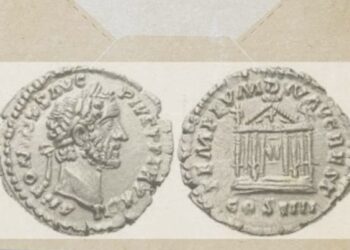 Черкащанин намагався поштою відправити римський денарій до США