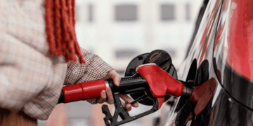 Ціни на бензин у Дніпрі можуть підскочити після потепління |  |