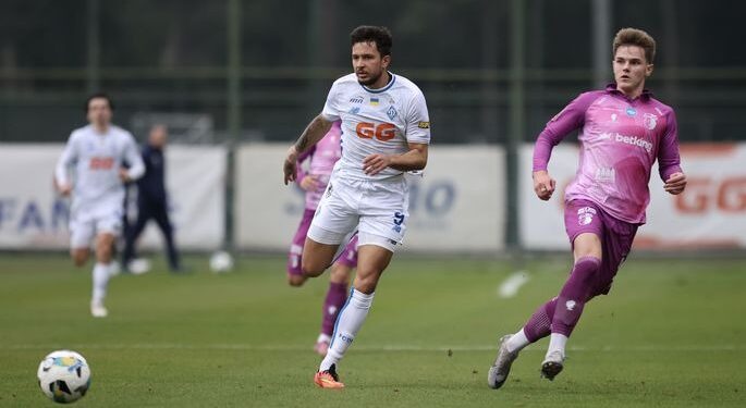 «Динамо» выиграло у «Вереса» в матче с 5 голами