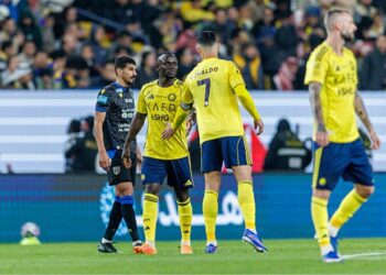 Дубль Роналду помог «Аль-Насру» выиграть в матче против «Аль-Хазема»