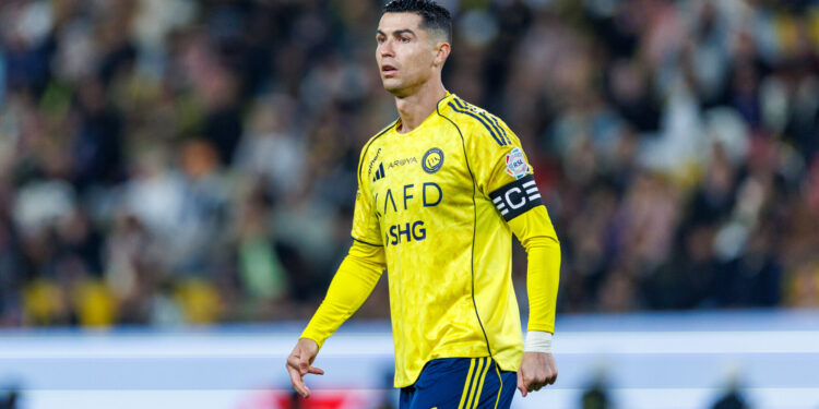 Криштиану Роналду забил в матче против «Аль-Холуда» и приблизил команду к лидеру в чемпионате Саудовской Аравии