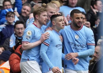 «Манчестер Сити» вырвал победу у «Ньюкасла», сократив до минимума отставание от «Арсенала» в чемпионской гонке АПЛ