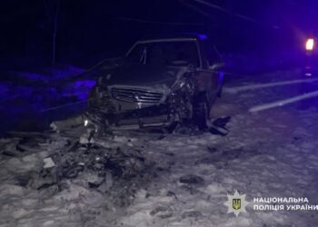 Mercedes-Benz виїхав на зустрічну: у Носачеві у ДТП травмувався чоловік — Новости Черкасс