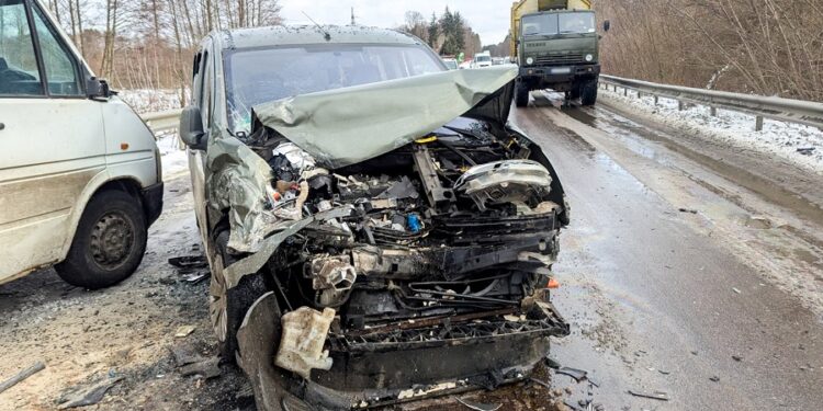 На Рівненщині в ДТП постраждала 33-річна пасажирка