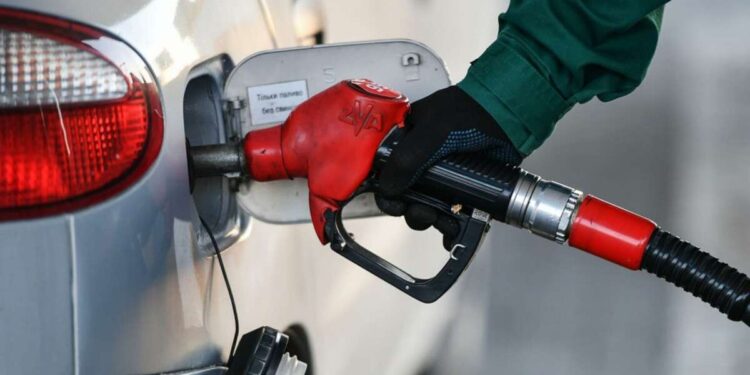 Недолив пального: що відбувається на АЗС Дніпра |  |