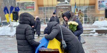 Рівне провело в останню земну дорогу воїна Василя Прищепу, який загинув ще у 2024-му році