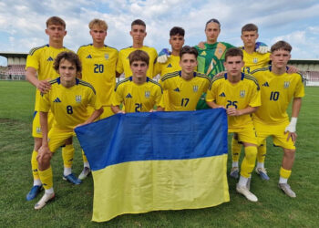 Сім клубів УПЛ делегували футболістів на товариські матчі збірної України U-17