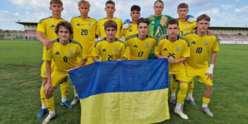 Сім клубів УПЛ делегували футболістів на товариські матчі збірної України U-17