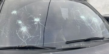 У Львові жінка стріляла по мікроавтобусу ТЦК