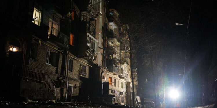 У ніч на 24 лютого Запоріжжя атакували ударні безпілотники – серед поранених дитина, пошкоджені будинкиу двох районах | Новости Запорожья