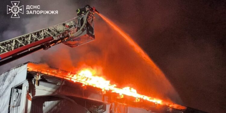 У Запоріжжі дрон зруйнував виробництво родини Ольшанських – кизилова фабрика Famberry | Новости Запорожья