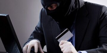 У Запоріжжі інтернет-шахрай ошукав чоловіка – покупець переказав гроші за телефон, але посилку не отримав | Новости Запорожья