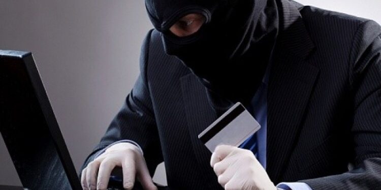 У Запоріжжі інтернет-шахрай ошукав чоловіка – покупець переказав гроші за телефон, але посилку не отримав | Новости Запорожья