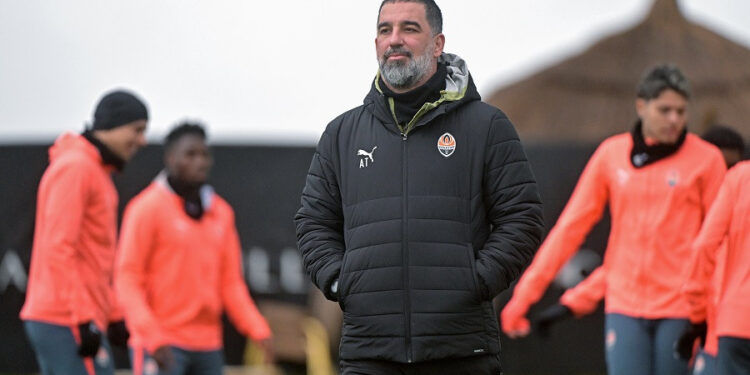 Українська Прем’єр-Ліга вітає Арду Турана з Днем народження!