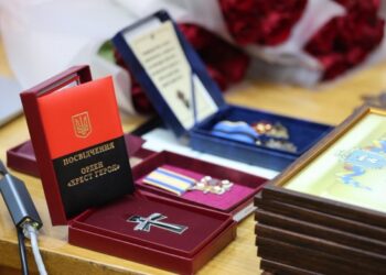 В Умані родинам полеглих захисників вручили державні та відомчі нагороди