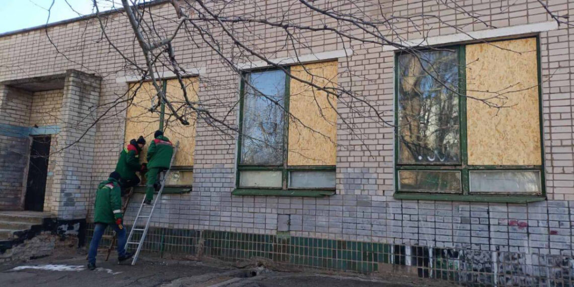 Внаслідок ворожої атаки Хортицького района Запоріжжя постраждала дитяча лікарня і школа – удар дрона | Новости Запорожья